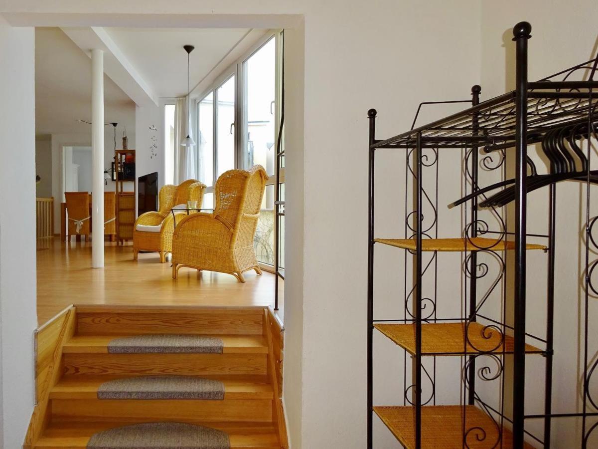 Wintergarten-maisonette, Warnemuende Apartment